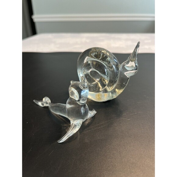 Lot of 2 Art Glass Clear Figurine Paperweight Snail & Seal Sea Lion - Picture 1 of 12